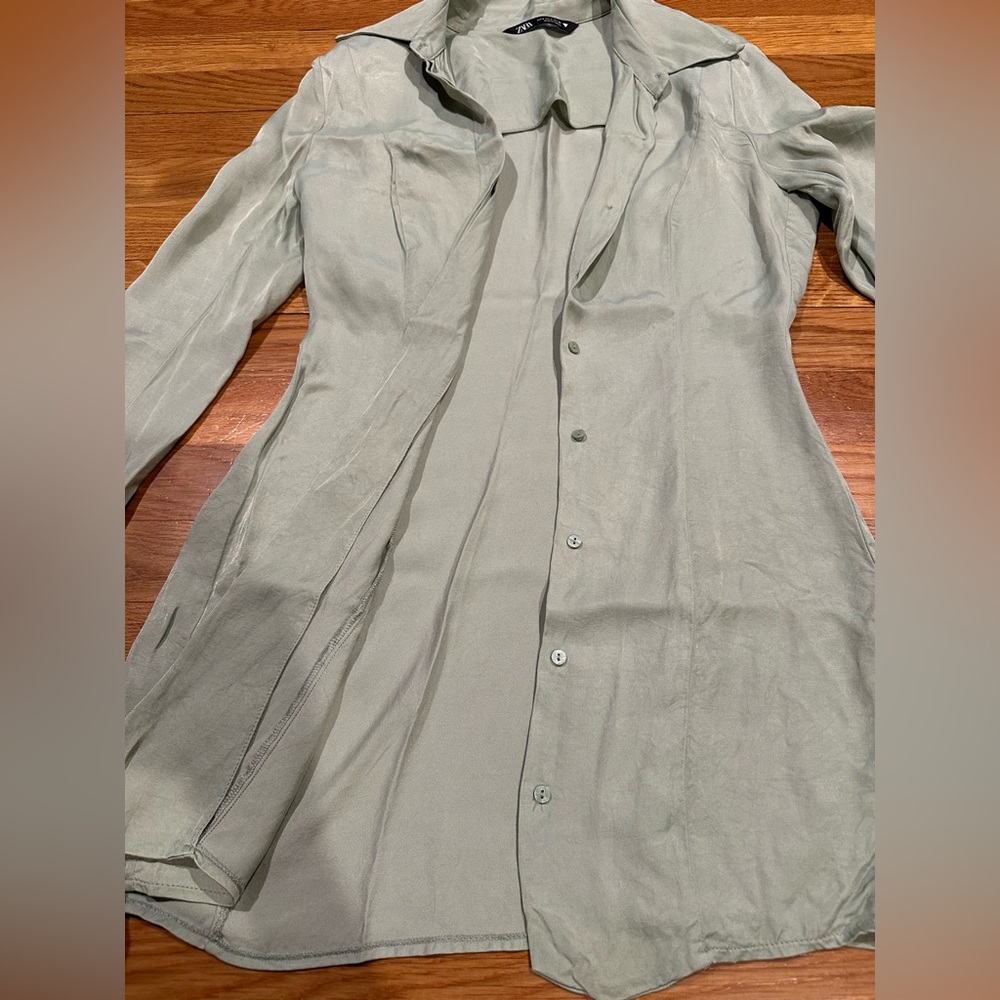 Zara Light Green Button-Up Dress